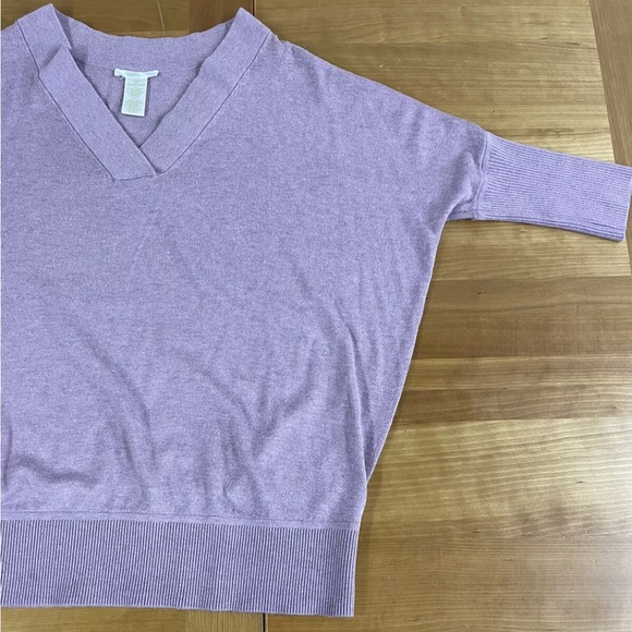 Matty M Oversized V-neck Sweater Small - Picture 5 of 9